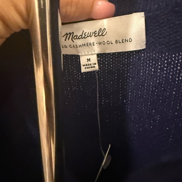 MADEWELL | Cashmere and Wool Sweater Medium Navy - Picture 5 of 5
